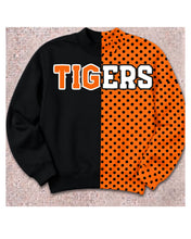Load image into Gallery viewer, Black and Orange Spilt
